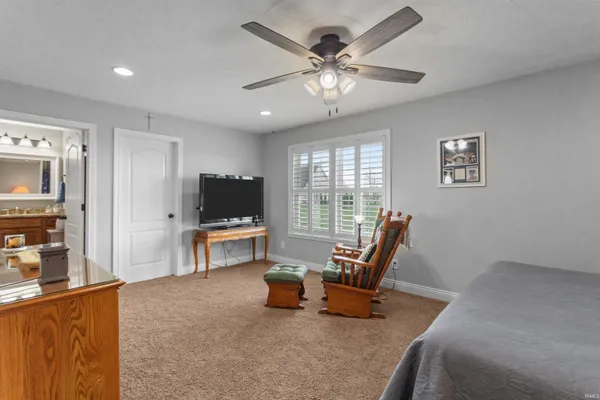 $749,900 | 12648 County Rd West 00 N South, Russiaville, IN 46979