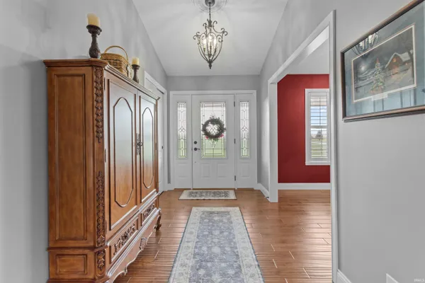 $749,900 | 12648 County Rd West 00 N South, Russiaville, IN 46979