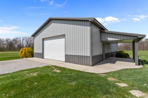 $749,900 | 12648 County Rd West 00 N South, Russiaville, IN 46979