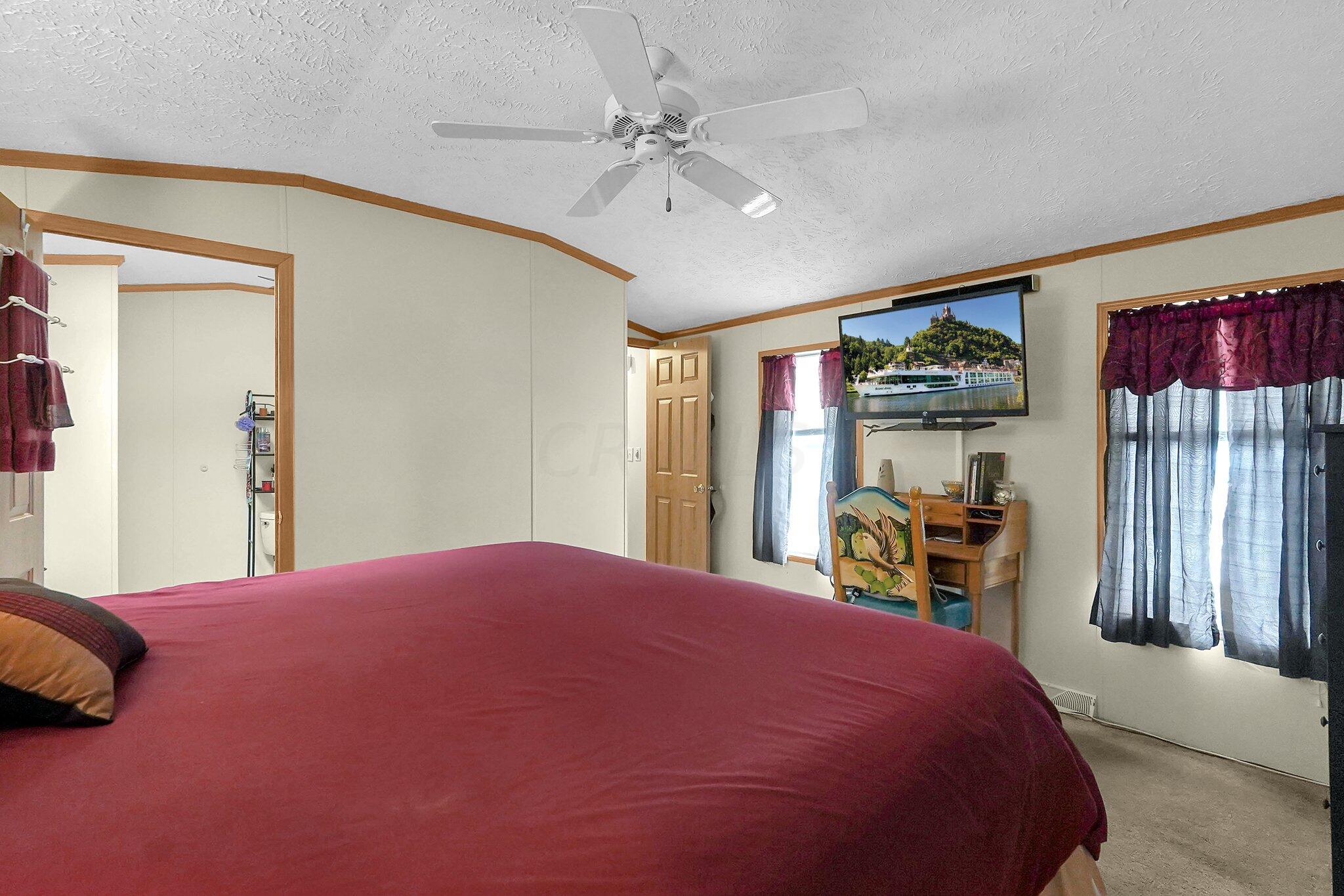348 Petersburg Road Columbus, OH 43207 - Photo 12 of 26 1000054283