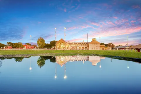 $5,000,000 | 9950 Palestine Road, Brenham, TX 77833