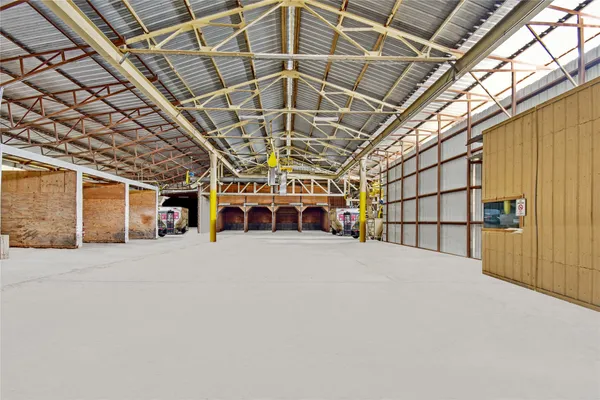 a view of a garage