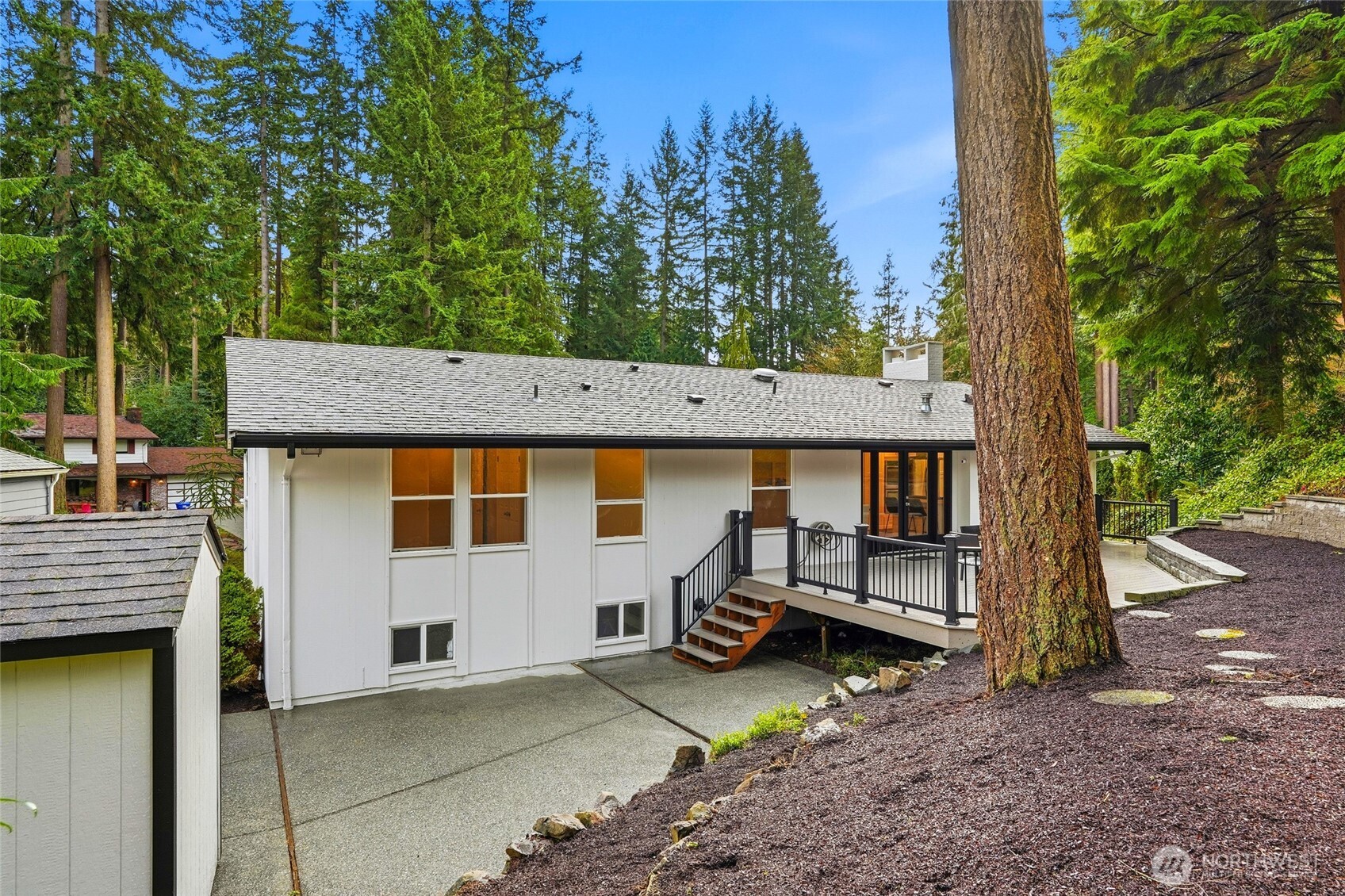 4822 Fowler Avenue Everett, WA 98203 - Photo 30 of 40 a view of a small house