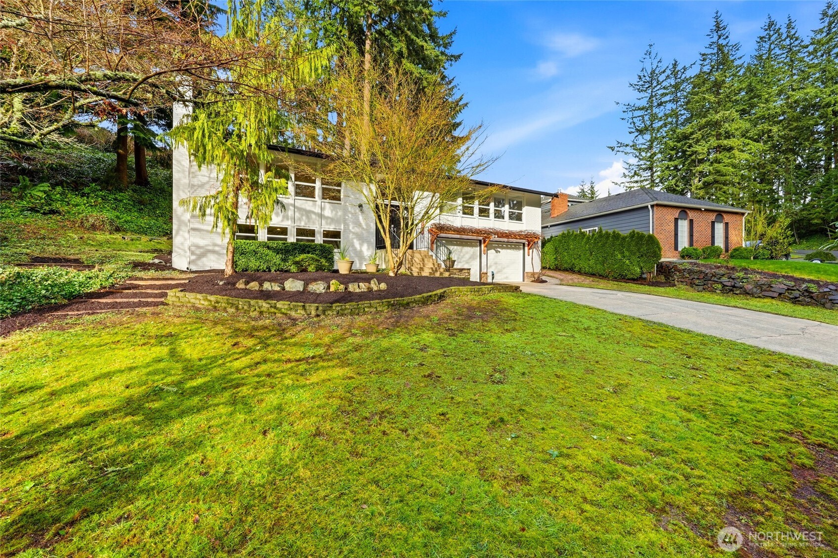 4822 Fowler Avenue Everett, WA 98203 - Photo 34 of 40 a view of a street with houses