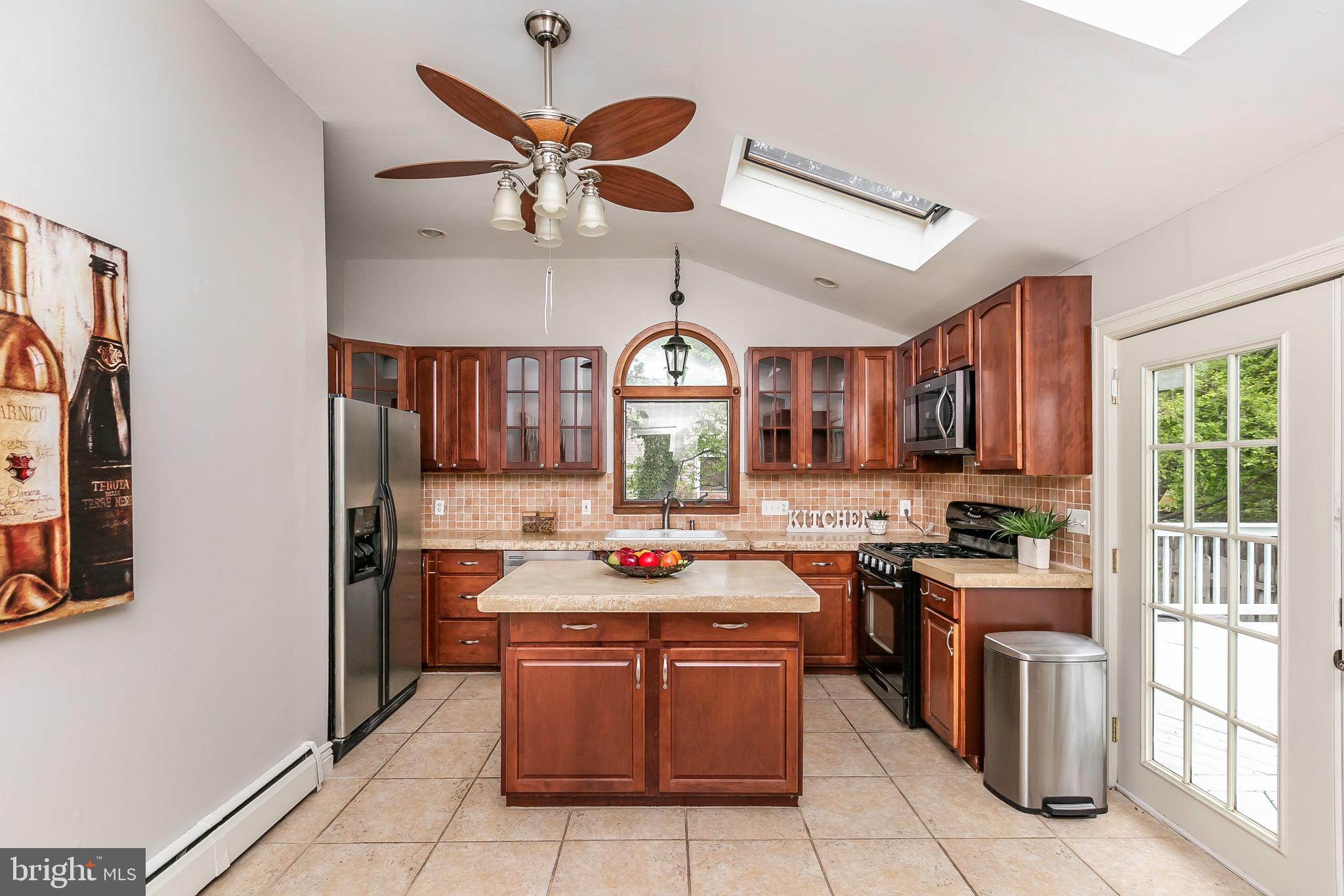 1407 Providence Road Towson, MD 21286 - Photo 12 of 45
