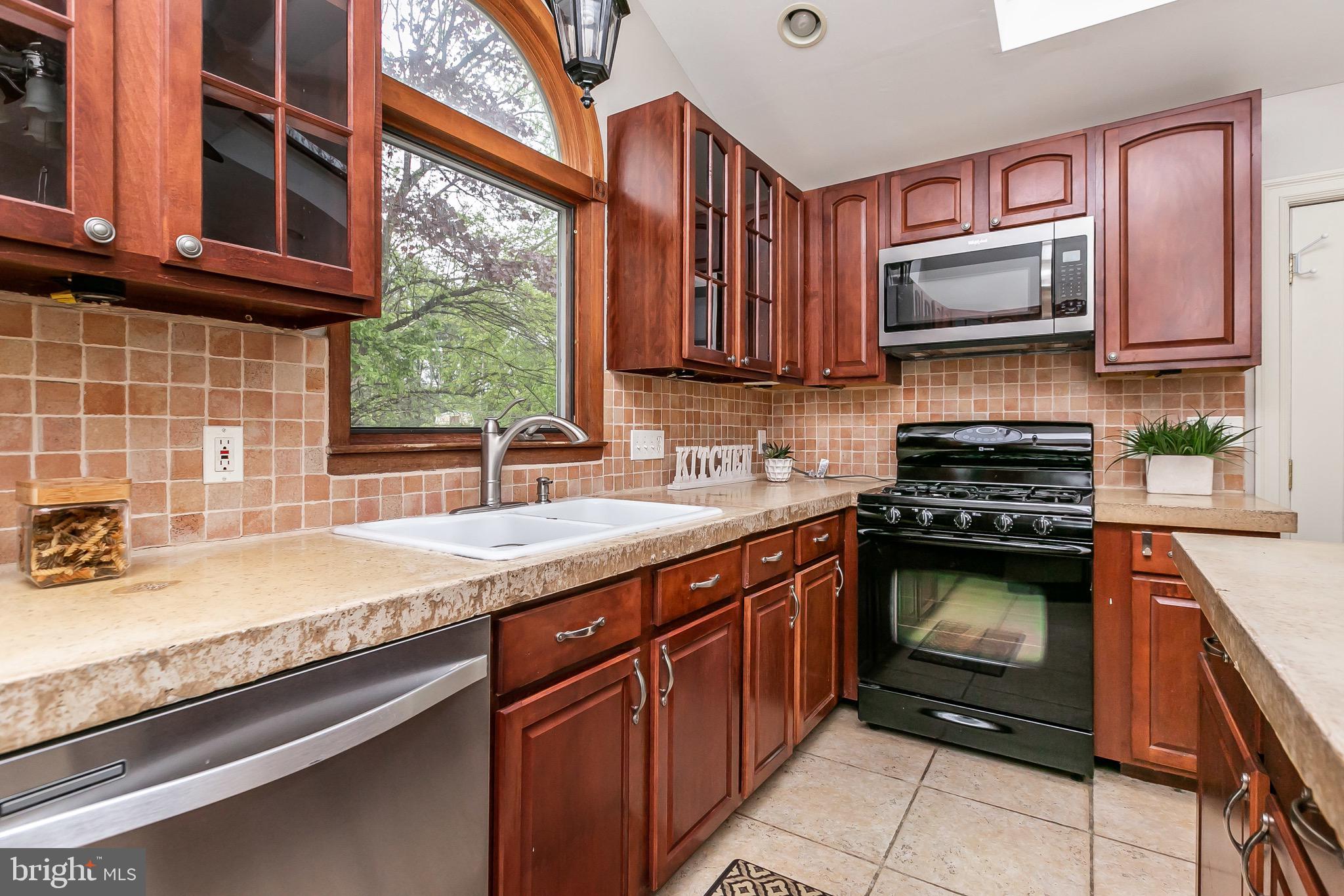 1407 Providence Road Towson, MD 21286 - Photo 15 of 45