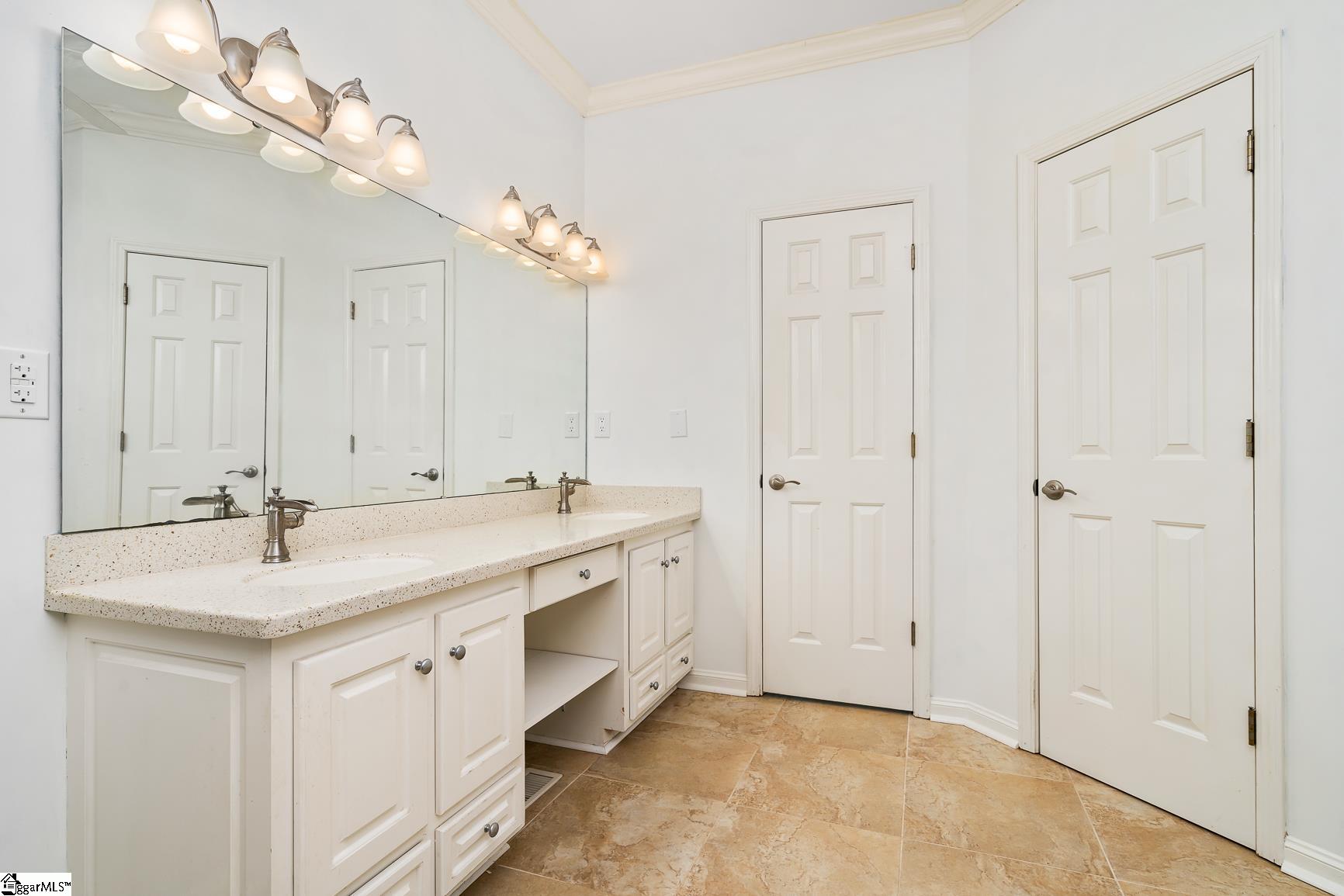233 Richardson Road Simpsonville, SC 29680 - Photo 23 of 36