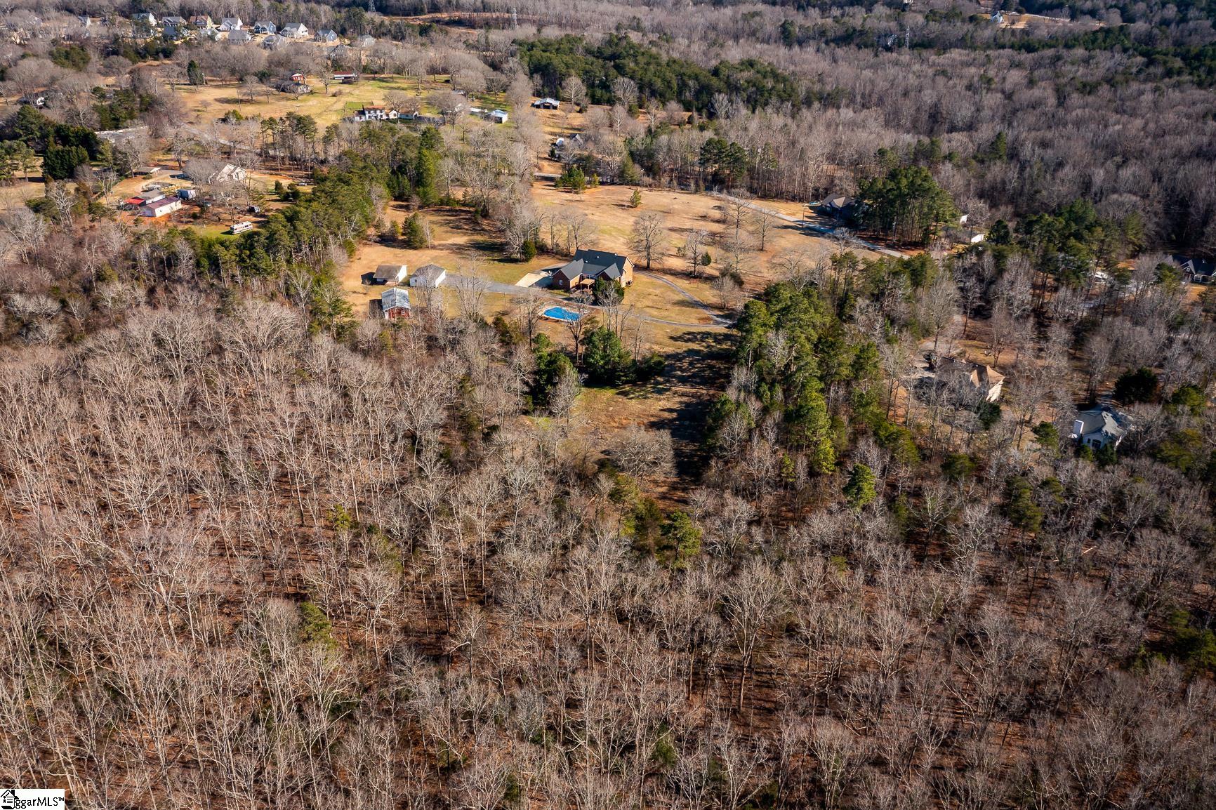 233 Richardson Road Simpsonville, SC 29680 - Photo 3 of 36