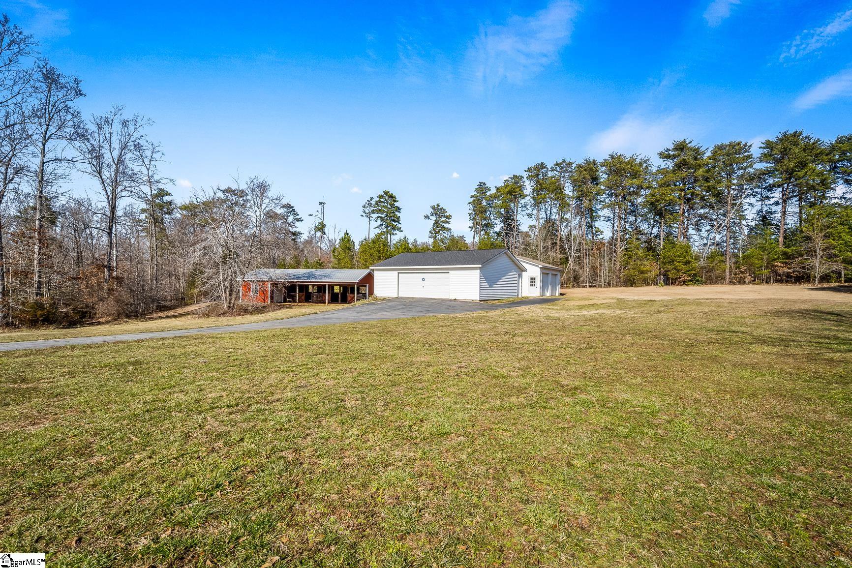 233 Richardson Road Simpsonville, SC 29680 - Photo 7 of 36