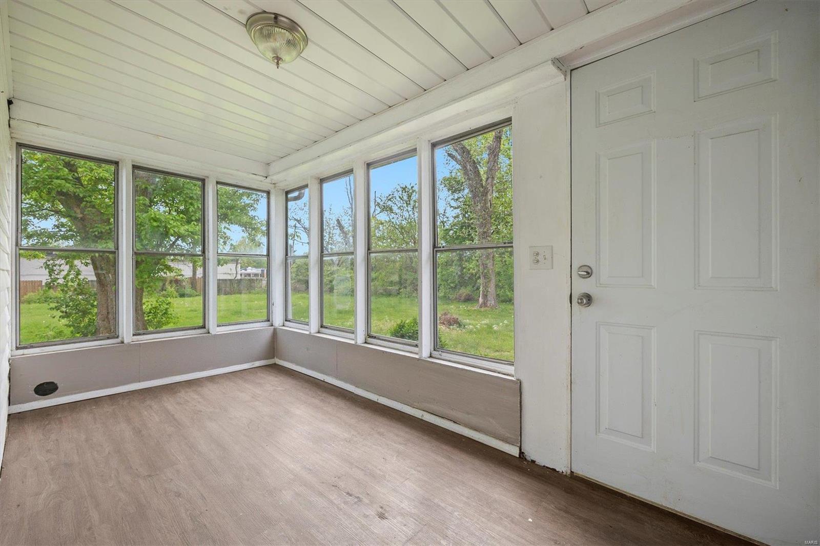 621 Royal Heights Road Belleville, IL 62226 - Photo 14 of 25 Gallery Image 14