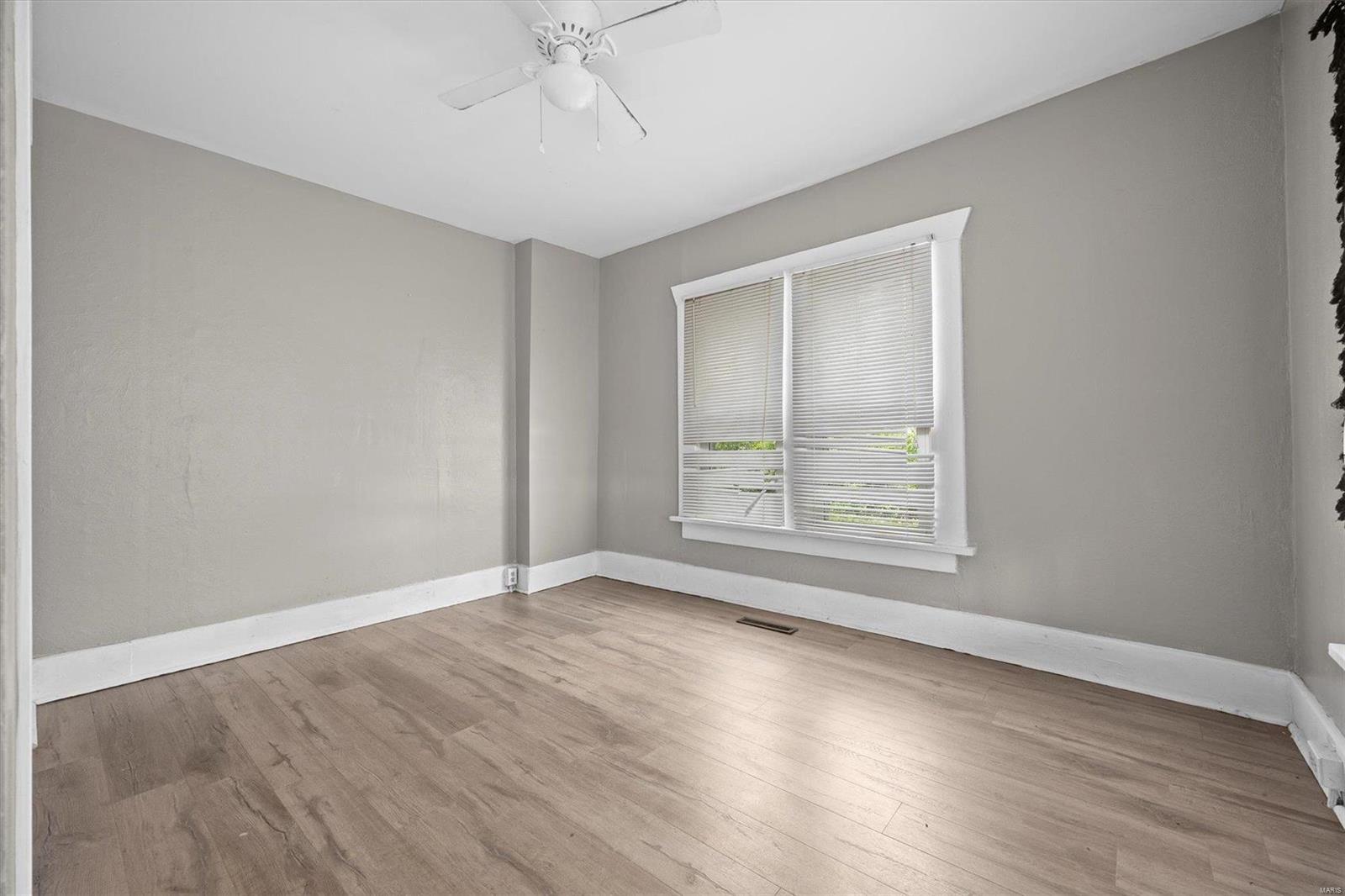 621 Royal Heights Road Belleville, IL 62226 - Photo 15 of 25 Gallery Image 15