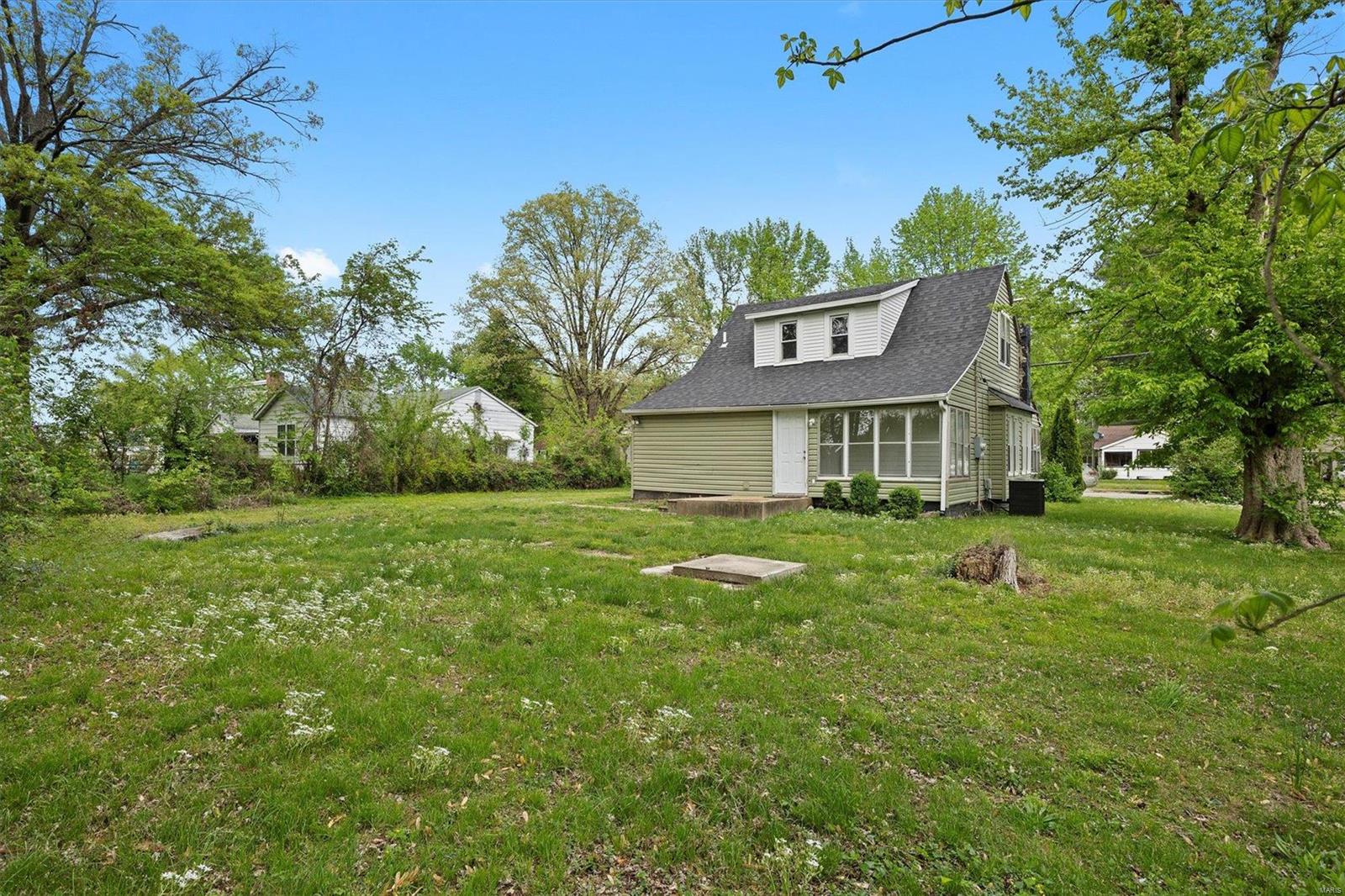621 Royal Heights Road Belleville, IL 62226 - Photo 24 of 25 Gallery Image 24