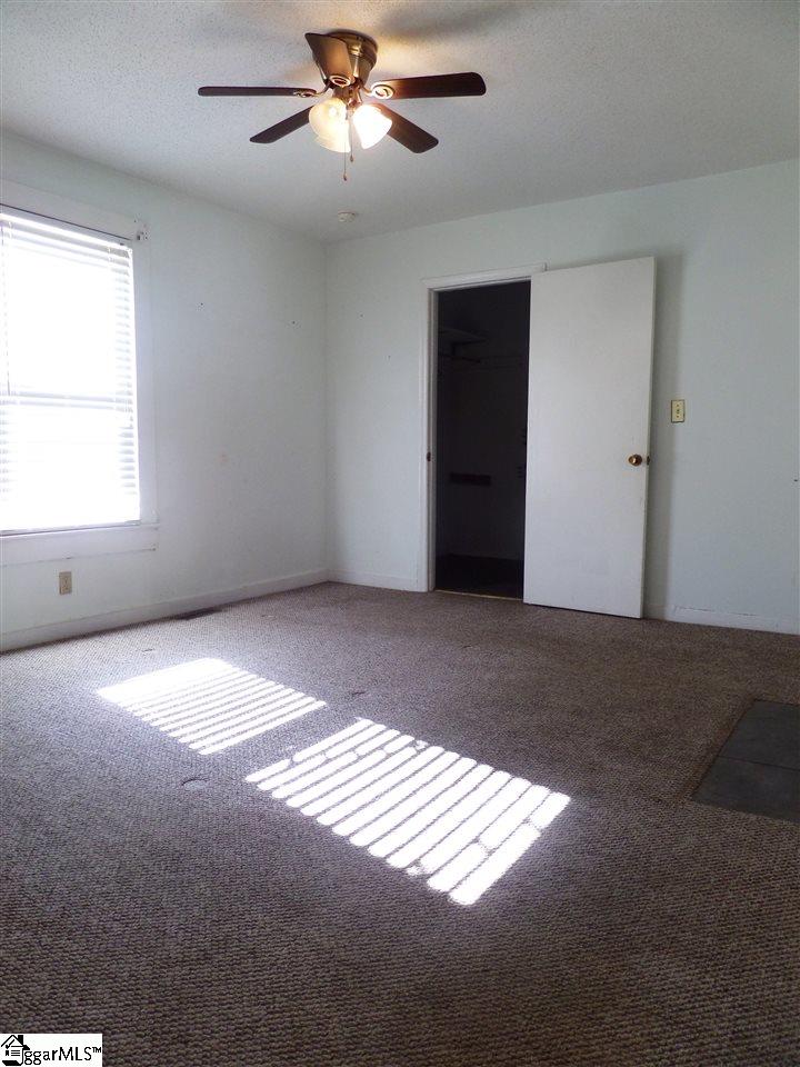 702 South Line Street Greer, SC 29651 - Photo 10 of 16 Gallery Image 10