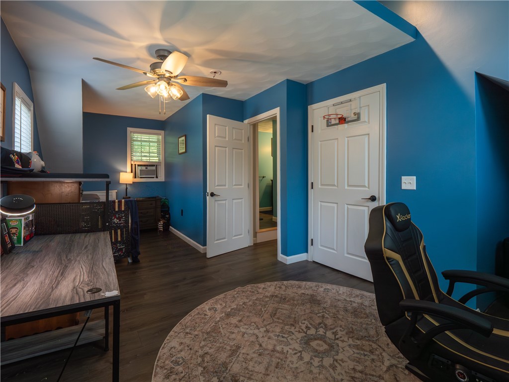 1101 Danielson Pike Scituate, RI 02857 - Photo 19 of 30