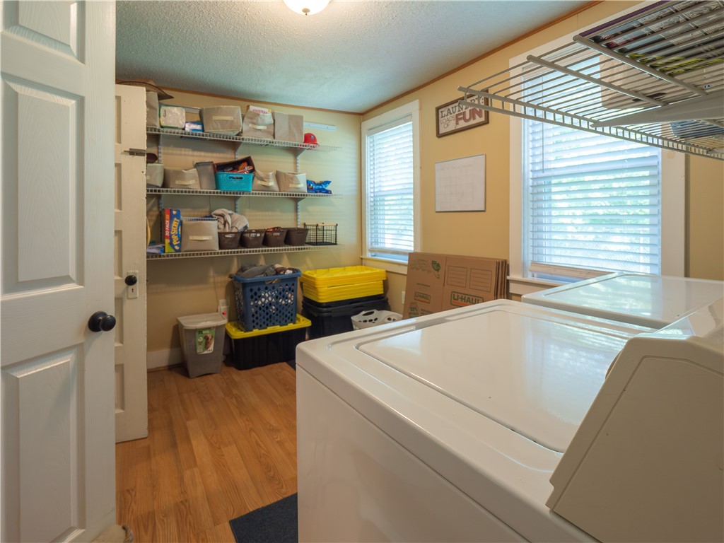 1101 Danielson Pike Scituate, RI 02857 - Photo 25 of 30