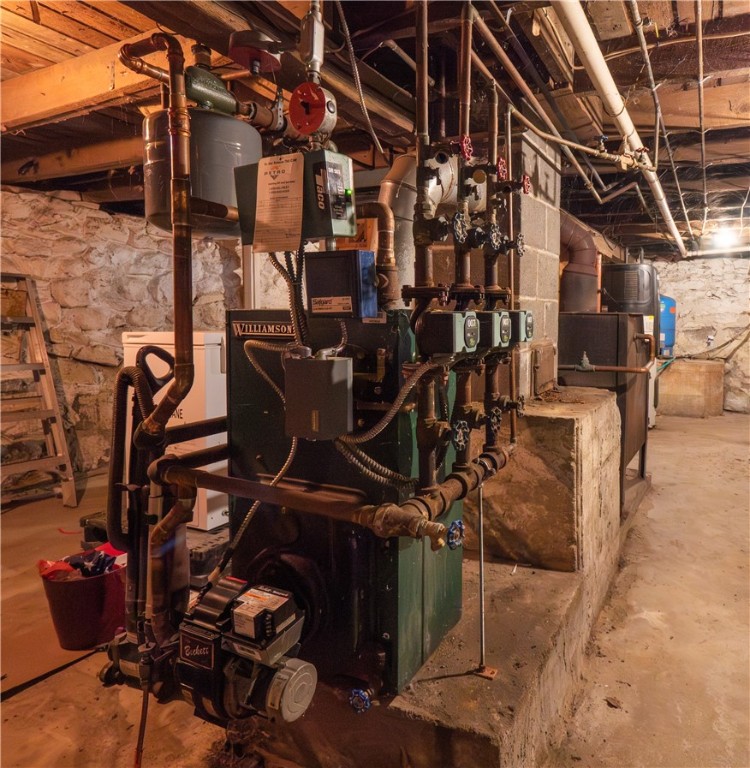 1101 Danielson Pike Scituate, RI 02857 - Photo 26 of 30