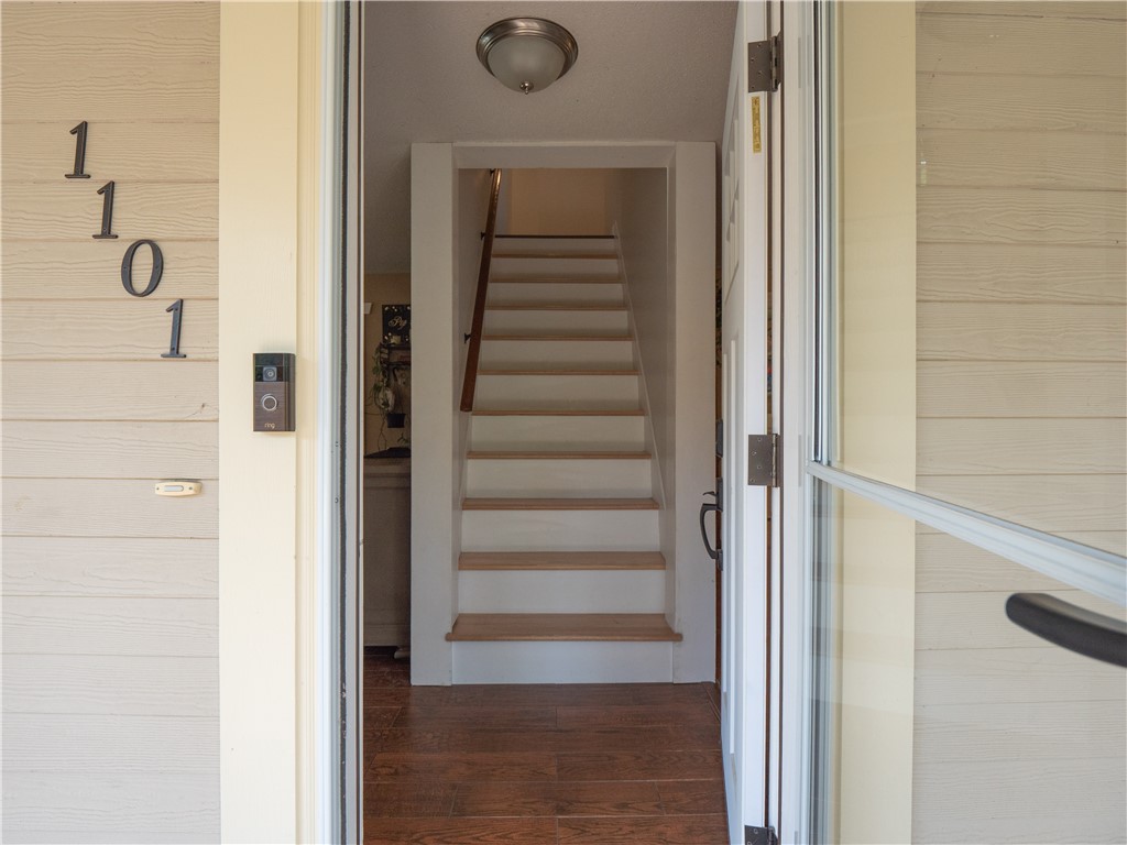 1101 Danielson Pike Scituate, RI 02857 - Photo 4 of 30