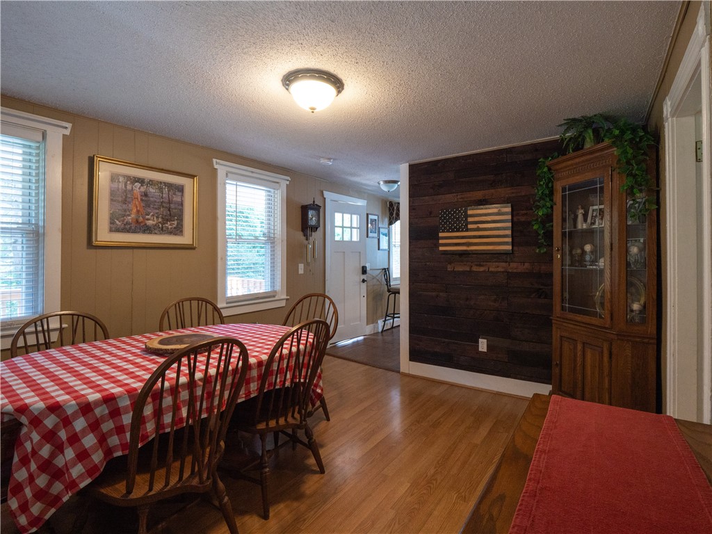 1101 Danielson Pike Scituate, RI 02857 - Photo 10 of 30