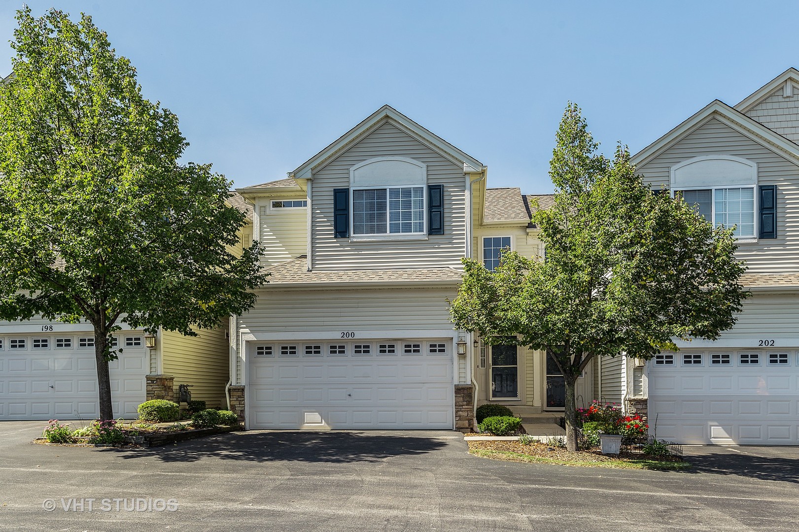 200 Timber Trails Boulevard Gilberts, IL 60136 - Photo 1 of 15