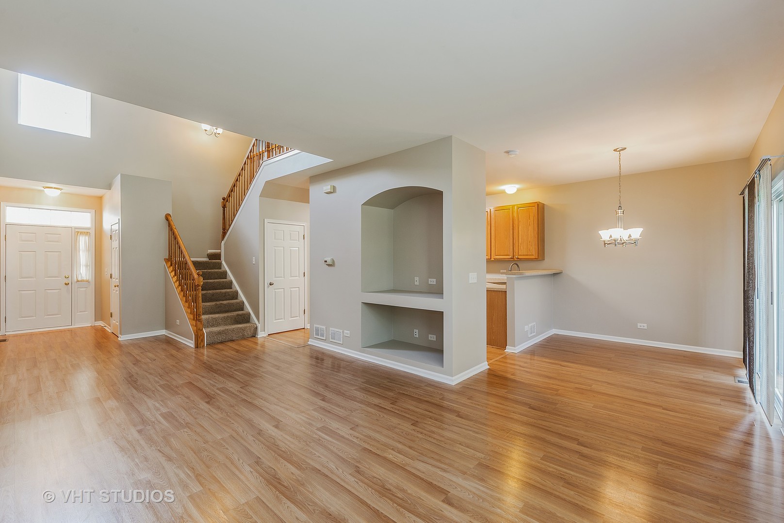 200 Timber Trails Boulevard Gilberts, IL 60136 - Photo 2 of 15