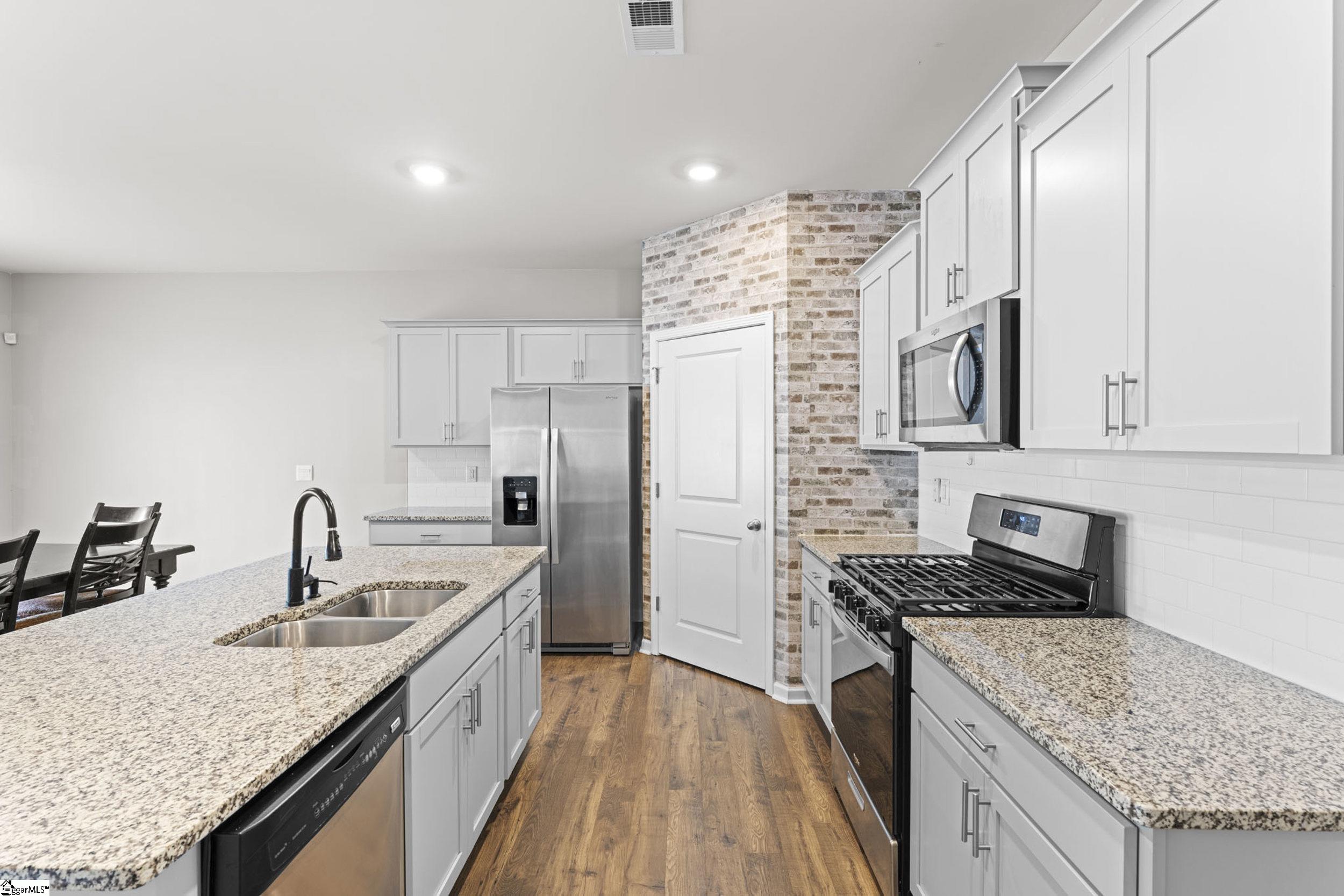 63 Oak Edge Lane Greer, SC 29651 - Photo 8 of 41