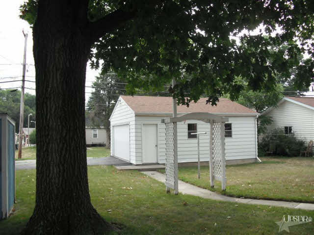 940 Walnut Street Decatur, IN 46733 - Photo 3 of 7