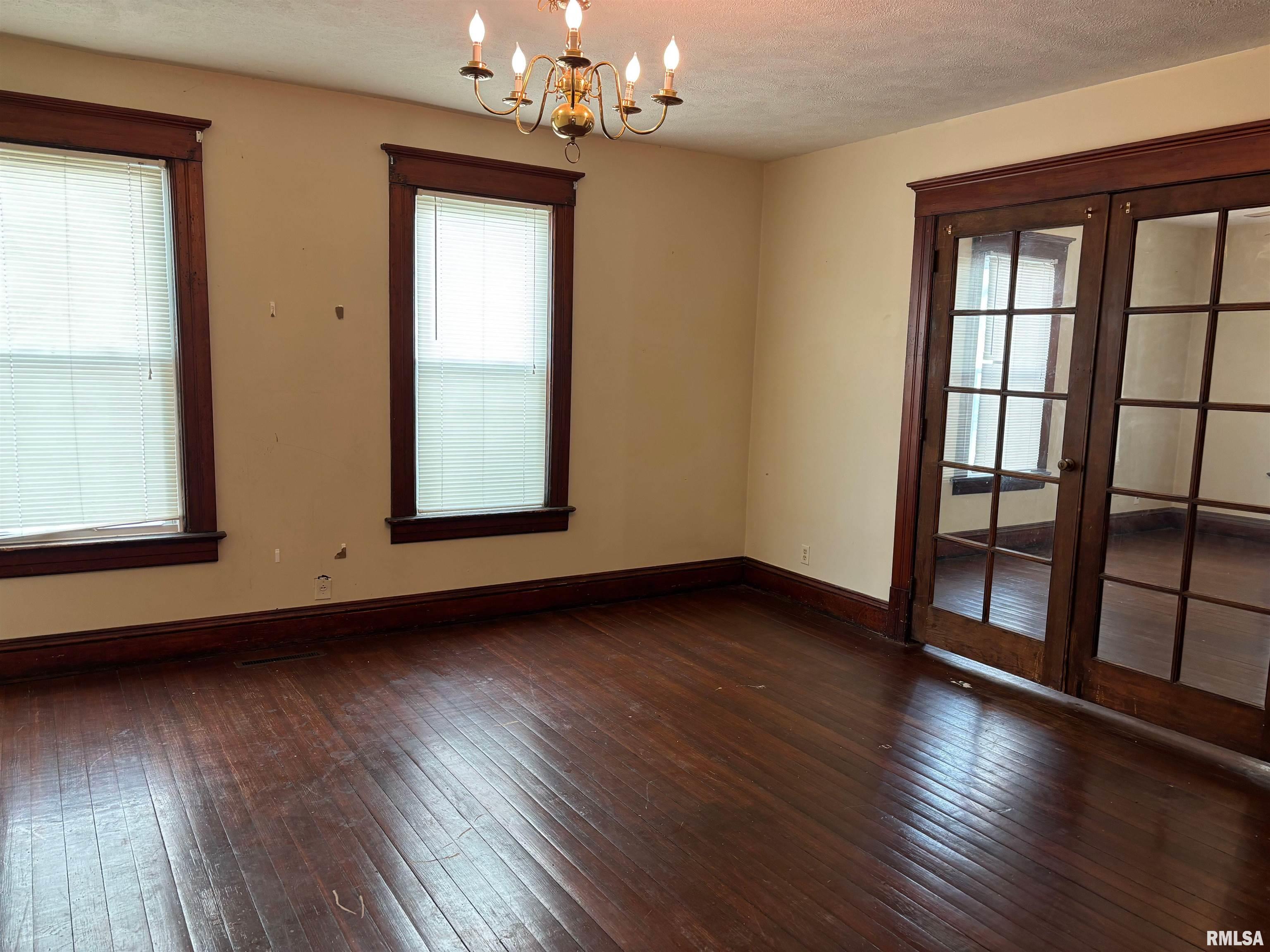 230 East Lawrence Avenue Springfield, IL 62704 - Photo 6 of 26