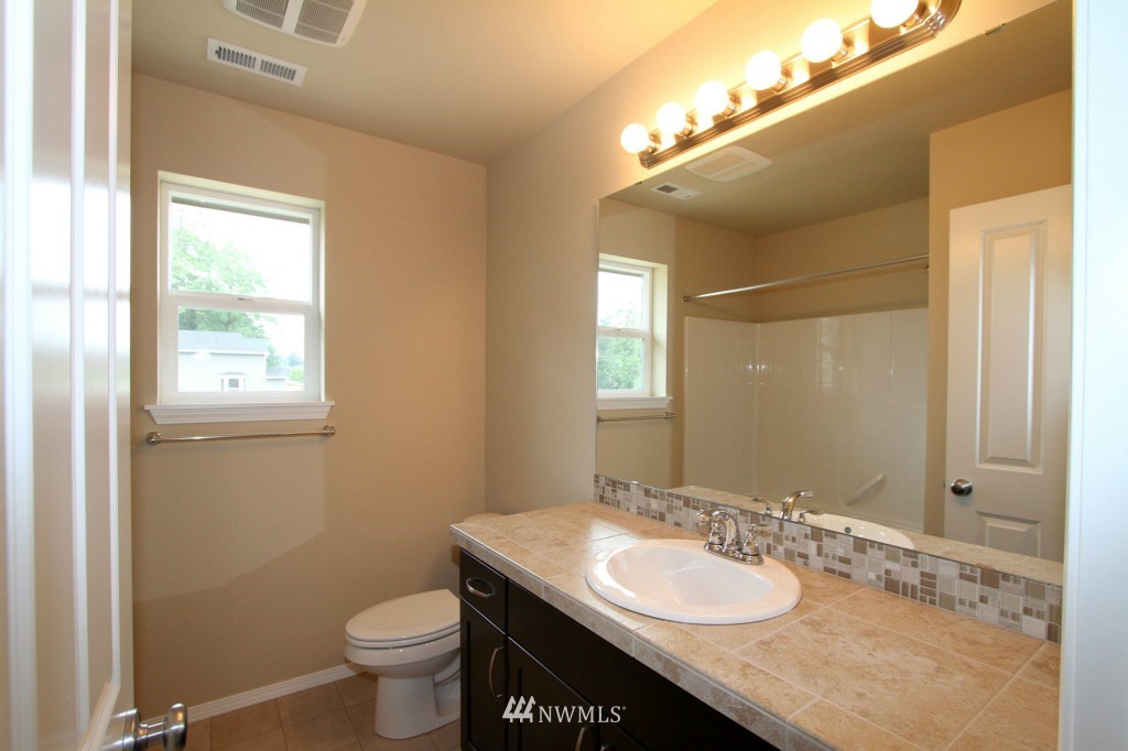 16308 5th Avenue Southeast Bothell, WA 98012 - Photo 13 of 16 Gallery Image 13