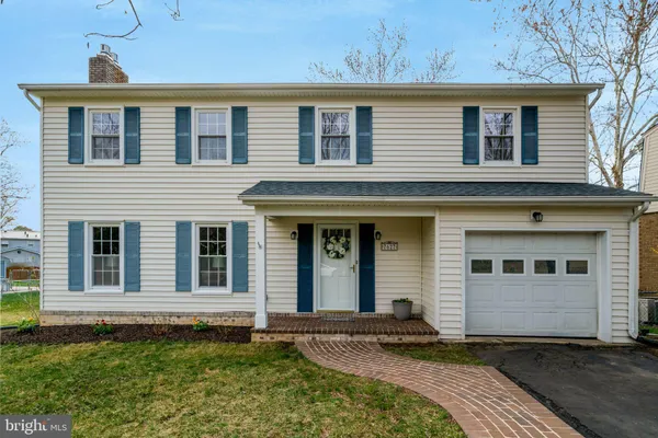 $885,000 | 7627 Luton Place, Alexandria, VA 22315