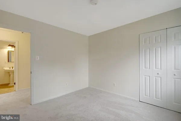 $885,000 | 7627 Luton Place, Alexandria, VA 22315