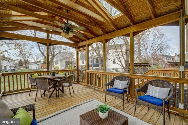 $885,000 | 7627 Luton Place, Alexandria, VA 22315