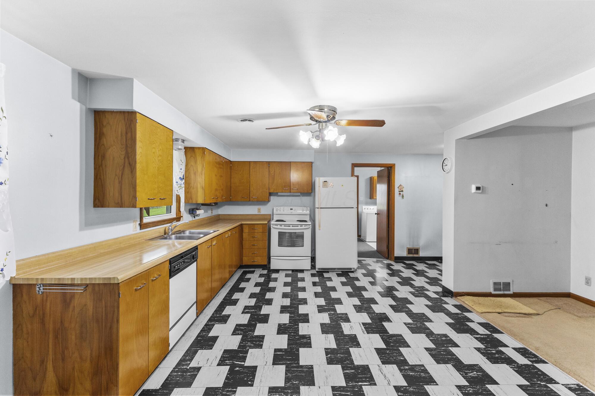 4002 Radnor Road Radnor, OH 43066 - Photo 12 of 53 13_13