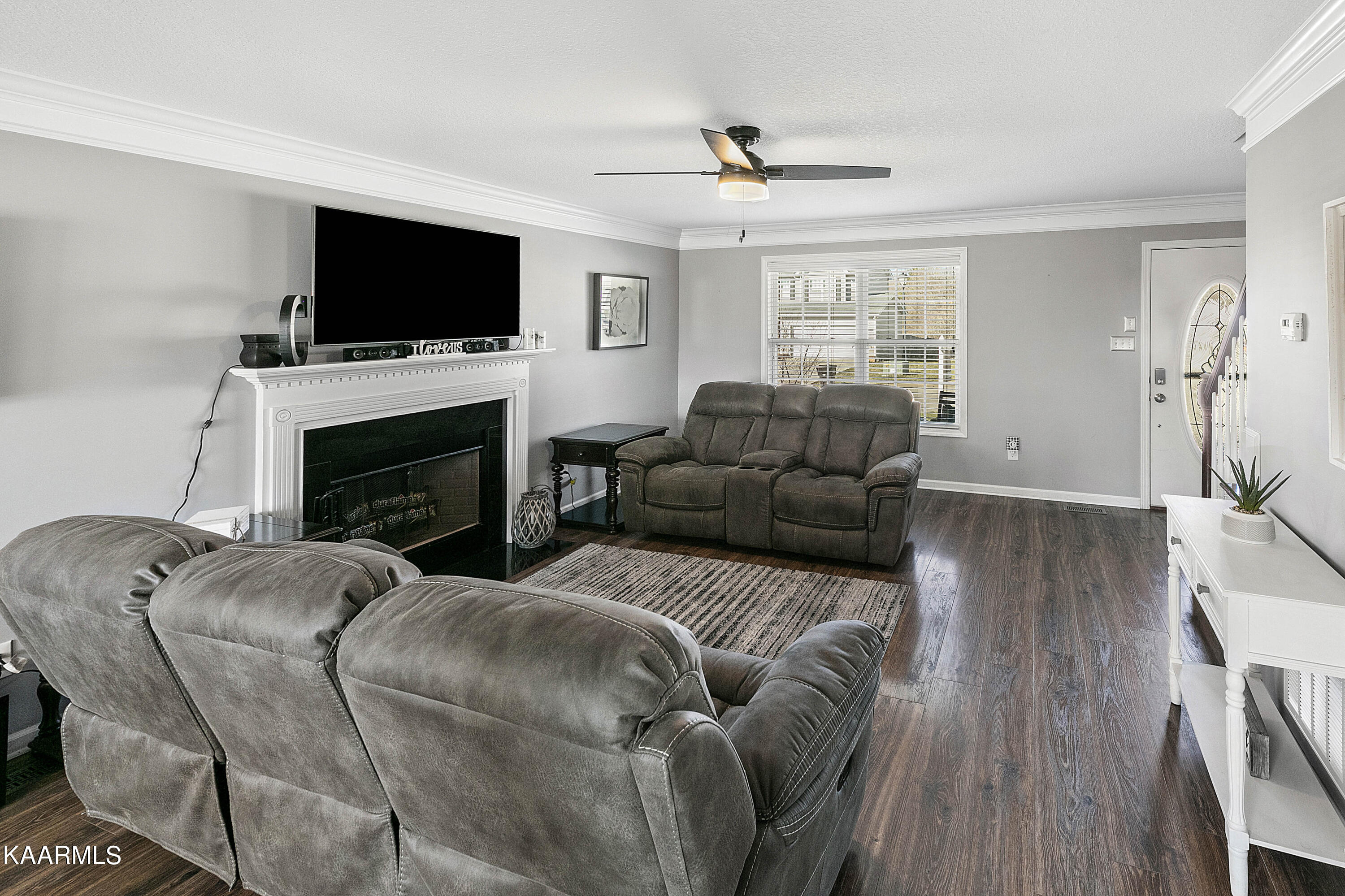1833 Turning Point Road Powell, TN 37849 - Photo 8 of 27 Gas Fireplace