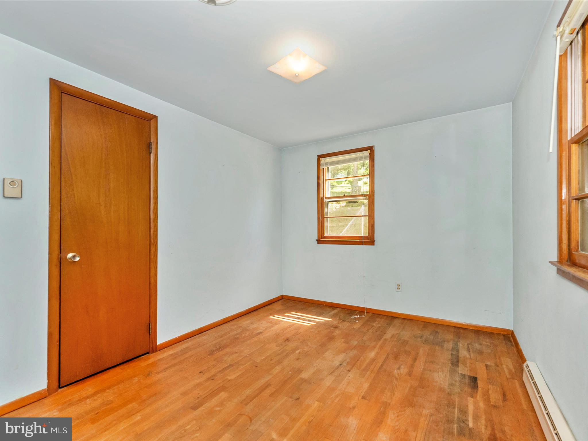 9618 Hall Road Frederick, MD 21701 - Photo 22 of 53 Primary Bedroom