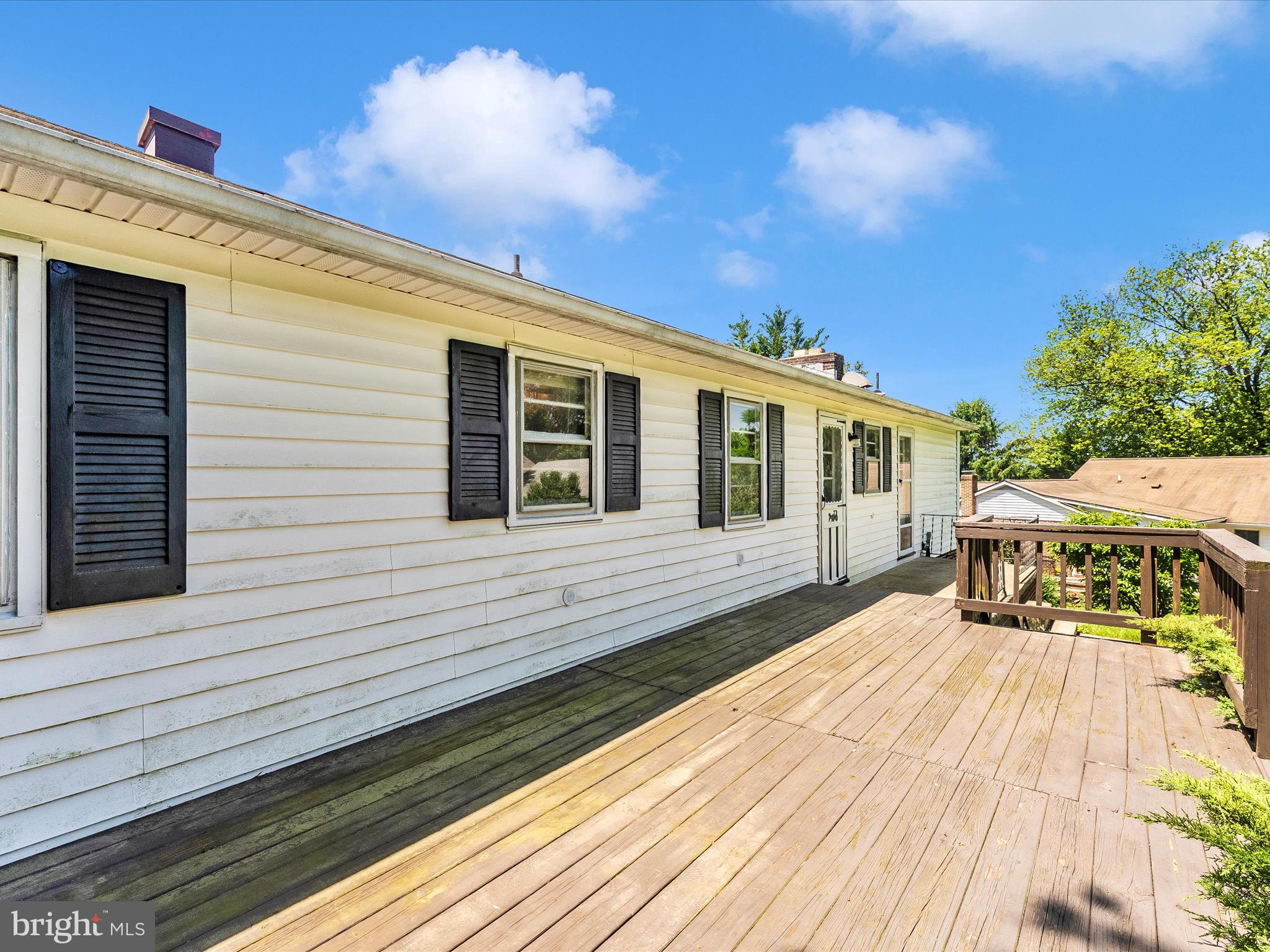 9618 Hall Road Frederick, MD 21701 - Photo 42 of 53 Deck