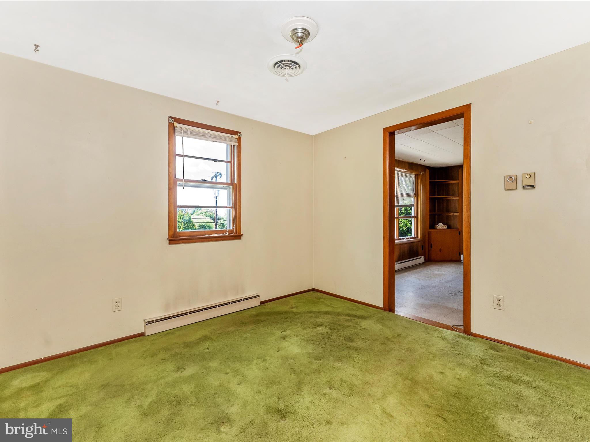 9618 Hall Road Frederick, MD 21701 - Photo 8 of 53 Dining Room