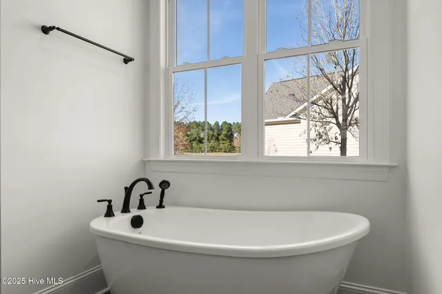 $589,900 | 141 Sycamore Lakes Drive, Wallace, NC 28466