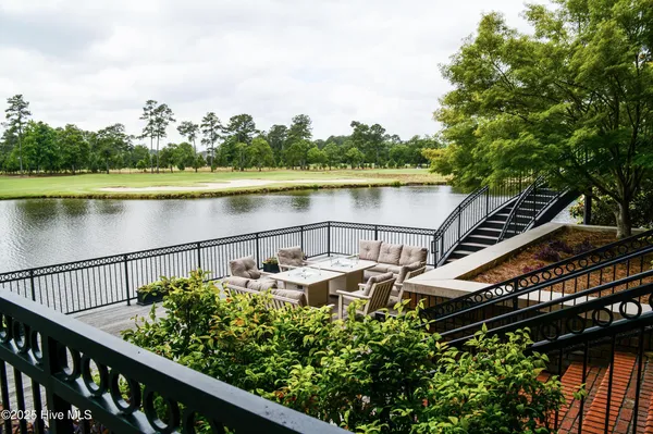 $589,900 | 141 Sycamore Lakes Drive, Wallace, NC 28466
