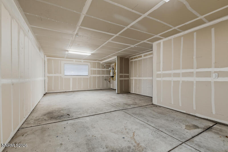 285 Mark Jeffrey Lane Reno, NV 89503 - Photo 18 of 20 a view of an empty room with white walls