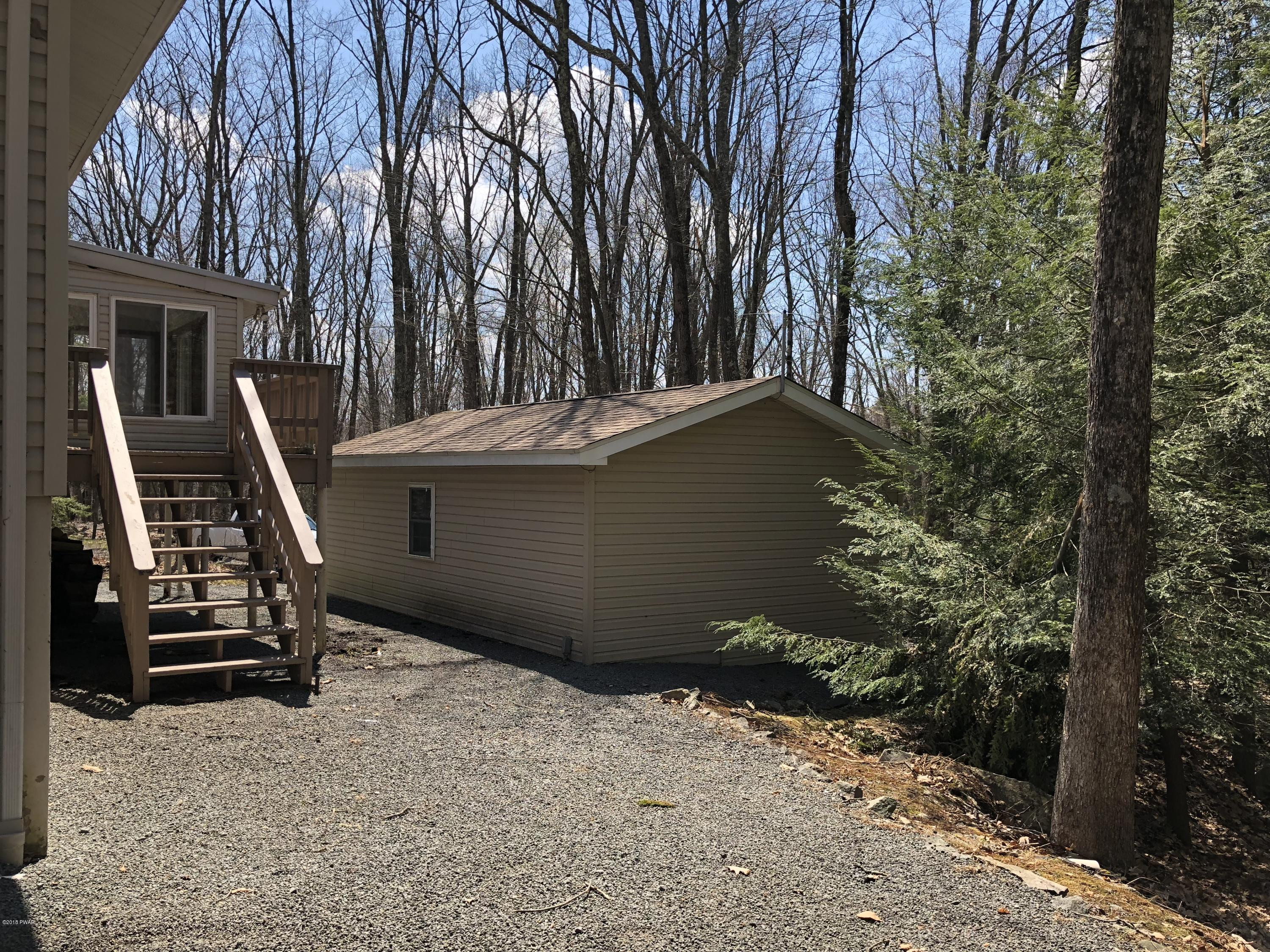 802 Conastoga Court Hawley, PA 18428 - Photo 26 of 37 28 rear