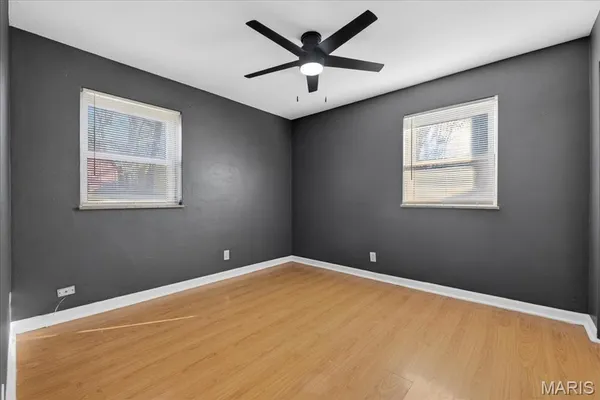 $189,900 | 10235 Midland Boulevard, Overland, MO 63114