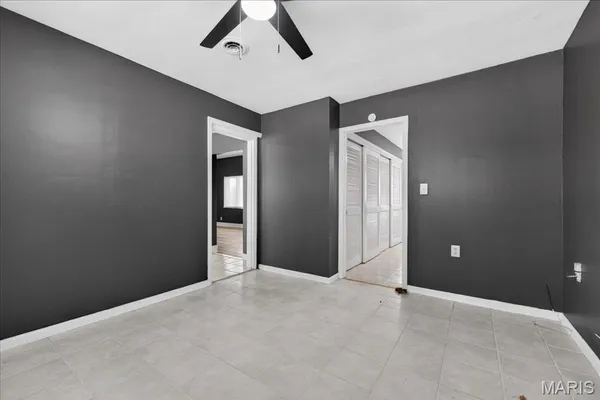 $189,900 | 10235 Midland Boulevard, Overland, MO 63114
