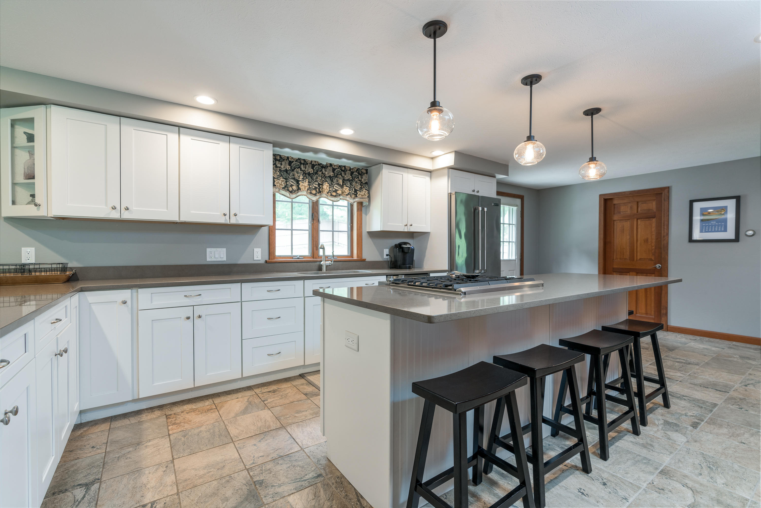 3 Cider Hill Road Sanford, ME 04083 - Photo 24 of 51 Kitchen w/ breakfast bar