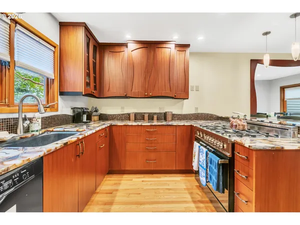 $620,000 | 2036 Eastwood Lane, Eugene, OR 97401