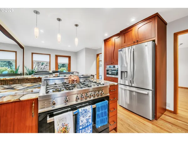 $620,000 | 2036 Eastwood Lane, Eugene, OR 97401