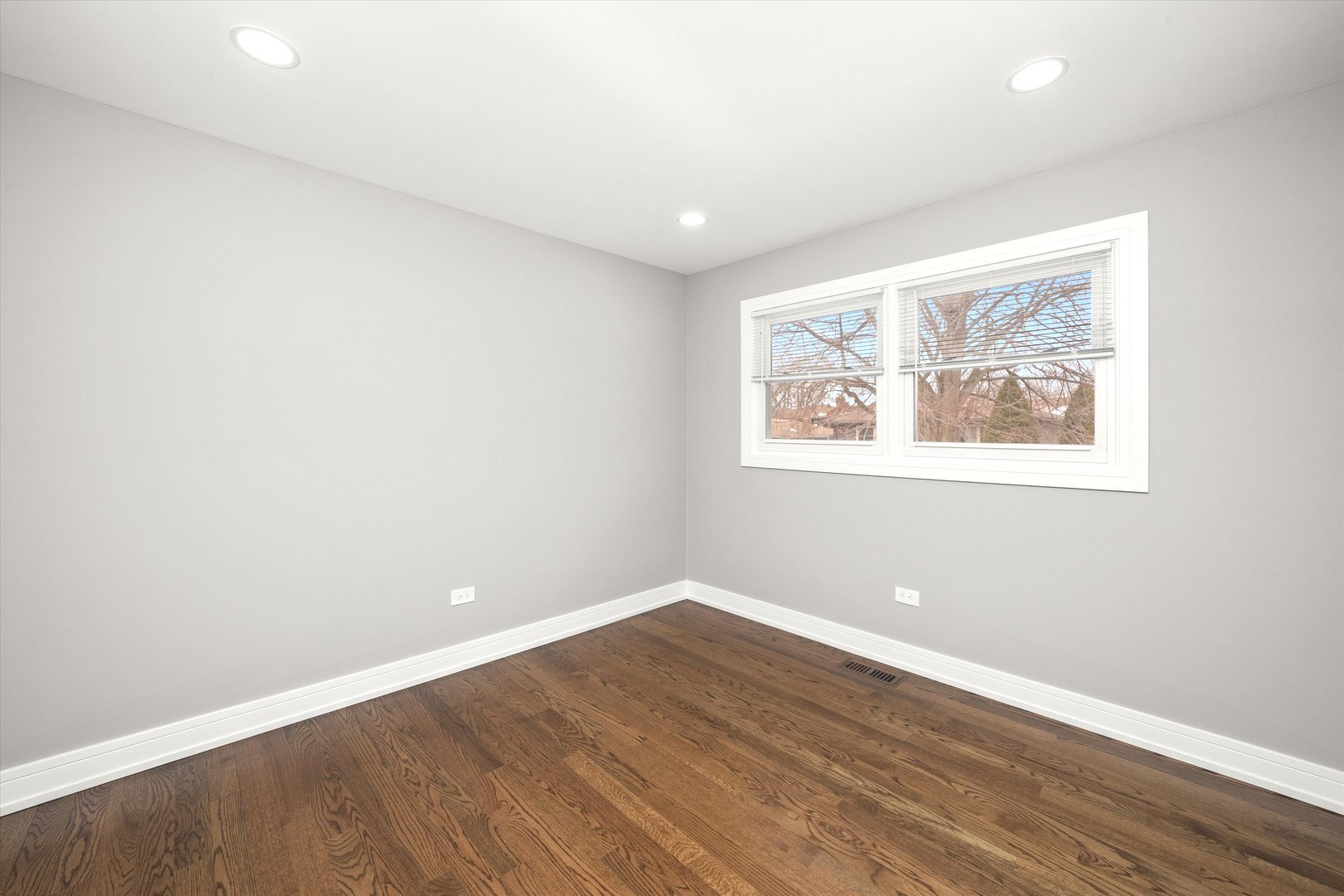 11201 Deerpath Lane Palos Hills, IL 60465 - Photo 4 of 20