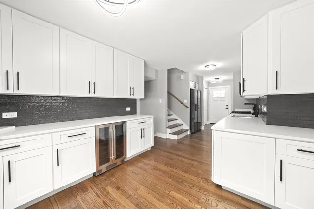 $3,400 | 11201 Deerpath Lane, Palos Hills, IL 60465