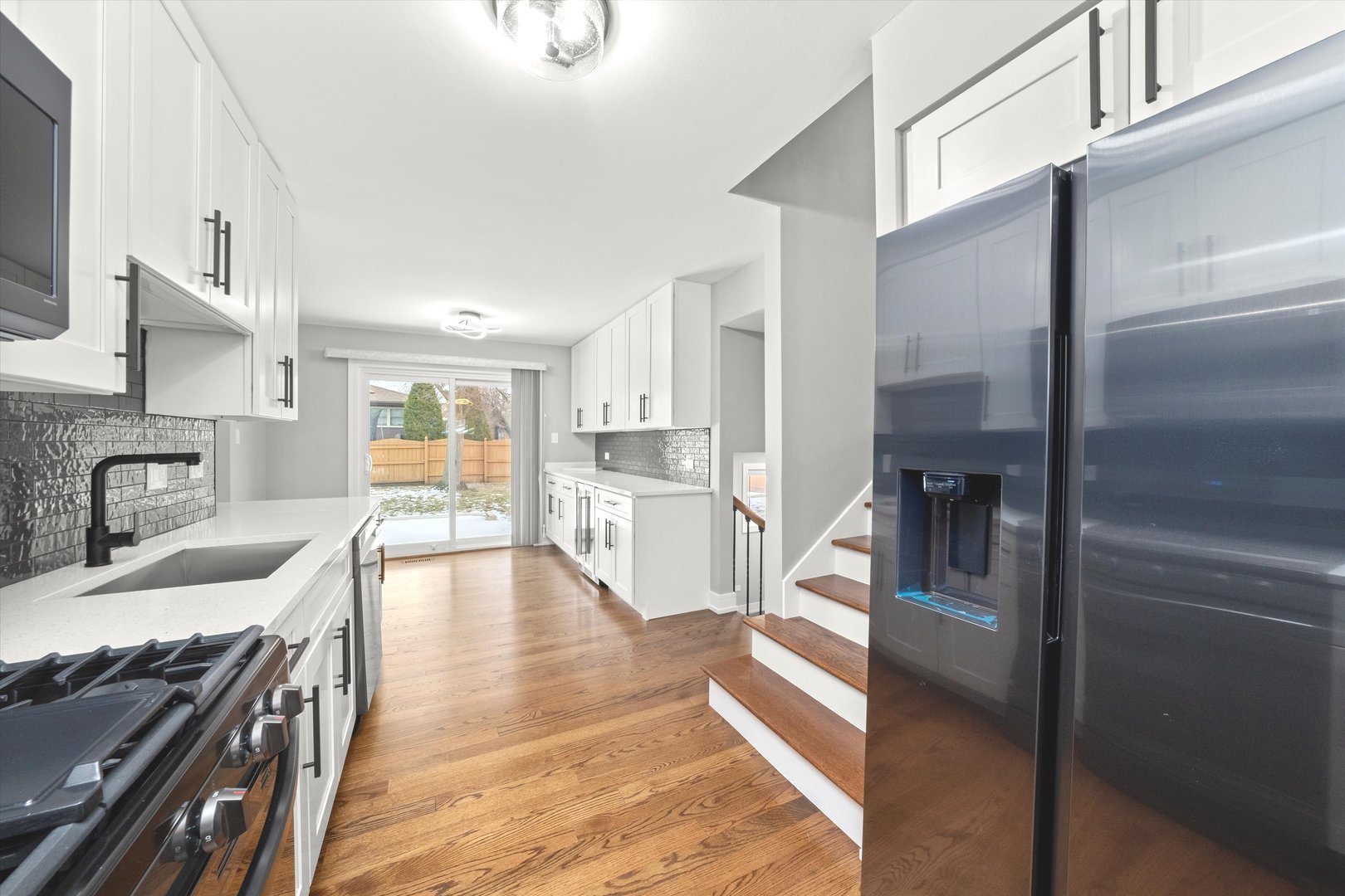 11201 Deerpath Lane Palos Hills, IL 60465 - Photo 8 of 20