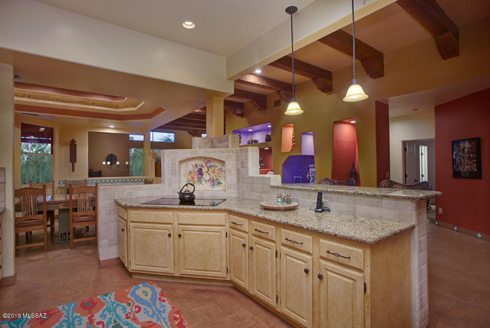 6360 North Valley View Road Tucson, AZ 85718 - Photo 10 of 29 Gallery Image 10