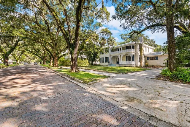 $735,000 | 321 South Brooksville Avenue, Brooksville, FL 34601